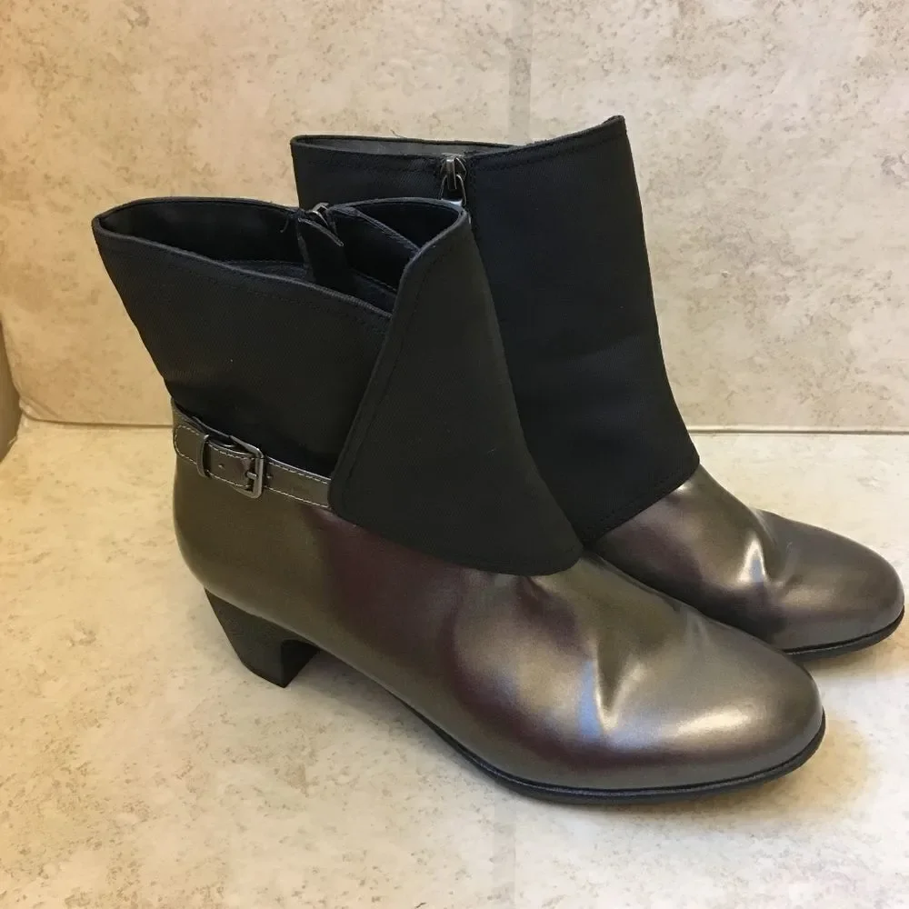 NEW WITHOUT TAGS SOFTWALK PUDDLES ANKLE BOOTS‎